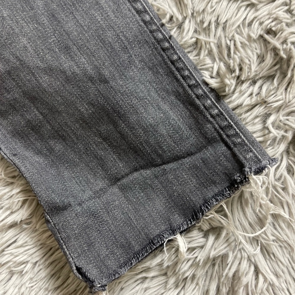 Hudson Skylar relaxed slim straight grey distressed jean. Tag=26, fit=28-29-30. - Picture 7 of 8